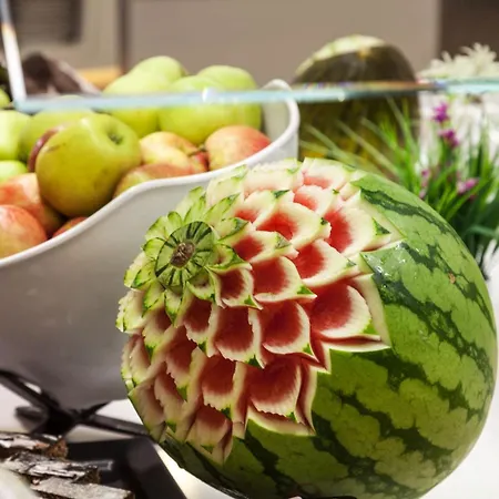 Xaine Park ホテル 4*