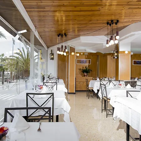 Xaine Park リョレート・デ・マル