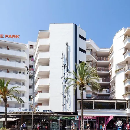 Xaine Park ホテル