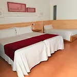 Xaine Park Hotel