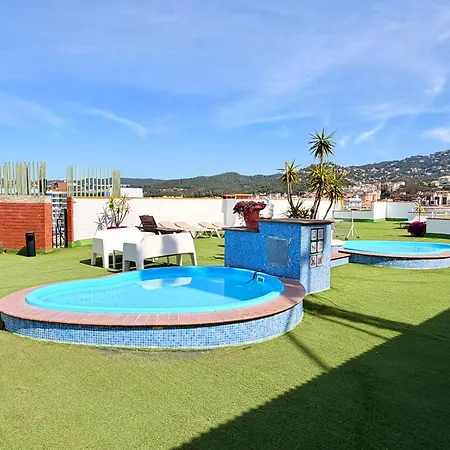 Xaine Park يوريت دي مار