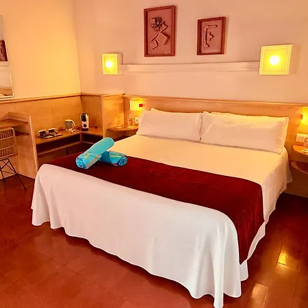 فندق Xaine Park يوريت دي مار