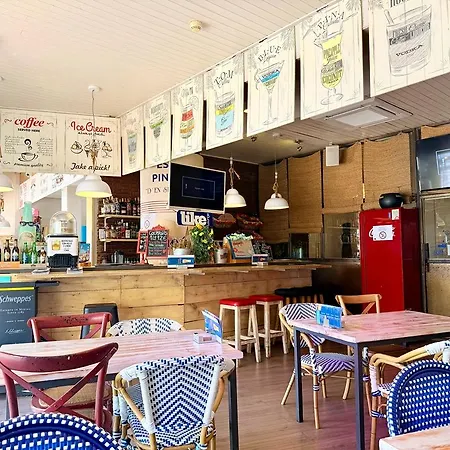 夏恩公园酒店