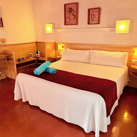 فندق Xaine Park يوريت دي مار