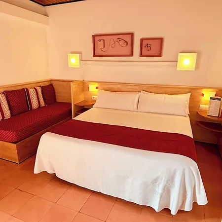 فندق Xaine Park يوريت دي مار