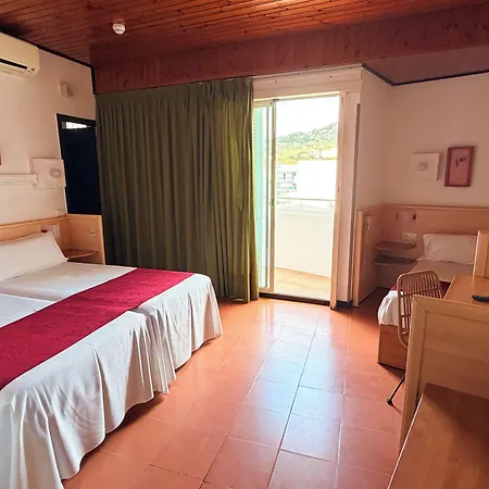 Xaine Park 4* يوريت دي مار